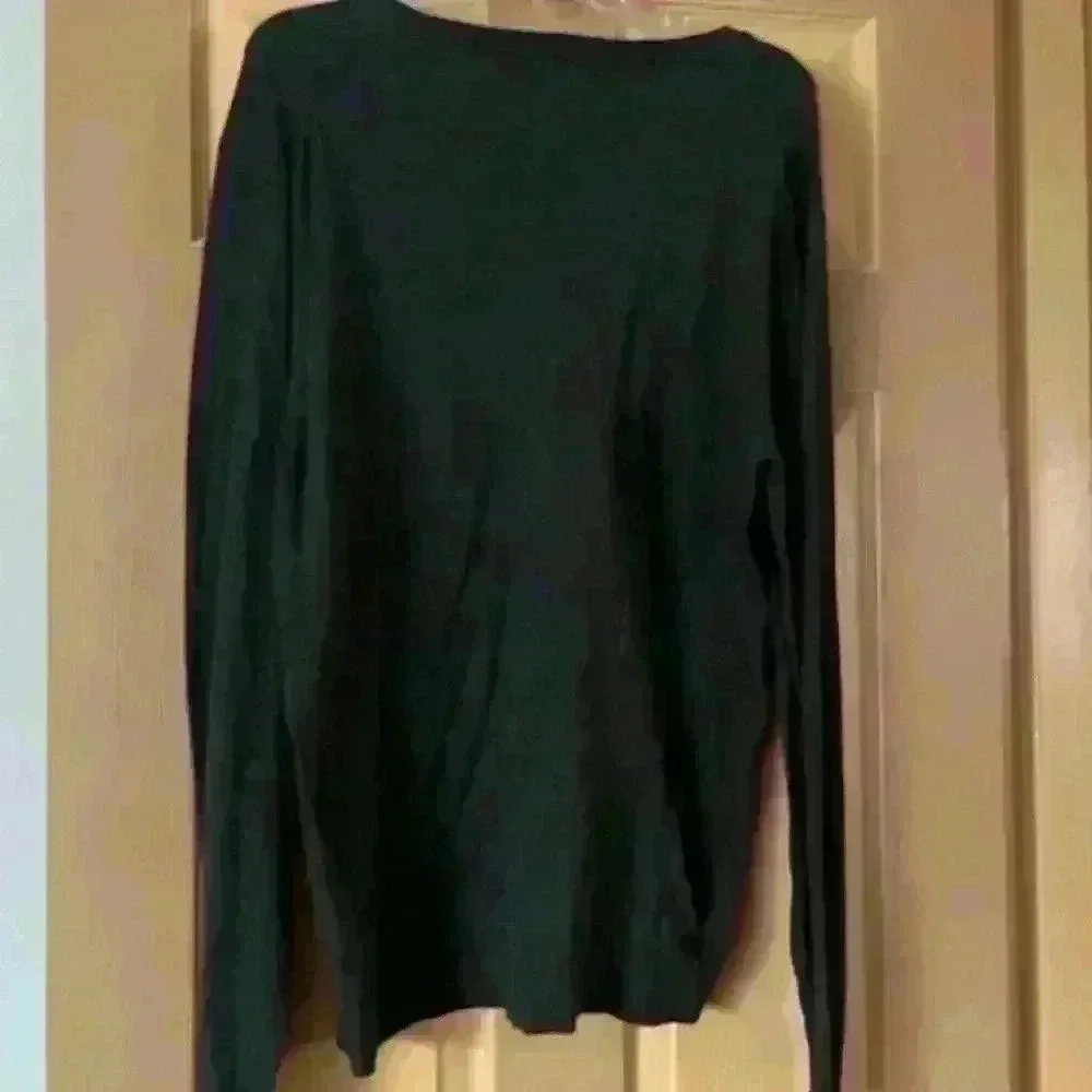 Young men Old Navy pull over size L​